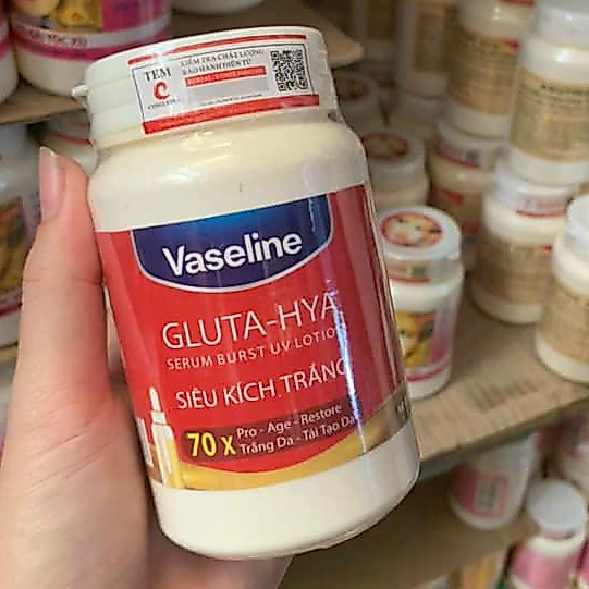 Kem Kích Trắng Body Vaseline 70x Gluta Hũ 200G