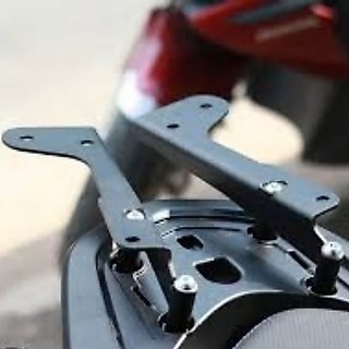 Bộ pát Givi gắn thùng sau xe HONDA PCX - Chính hãng
