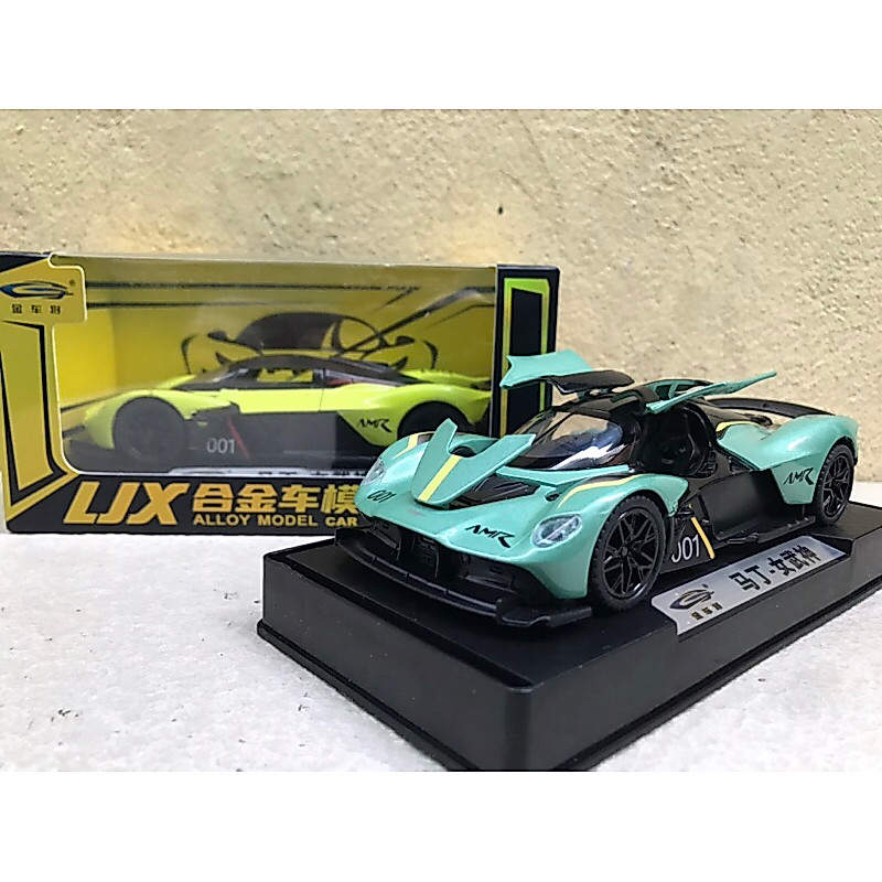 Mô hình Trang trí xe Aston Martin Valkyrie AMR 1/32 kim loại (XAST32VALKY)