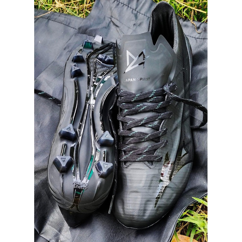 Giày bóng đá Mizuno Alpha Elite FG