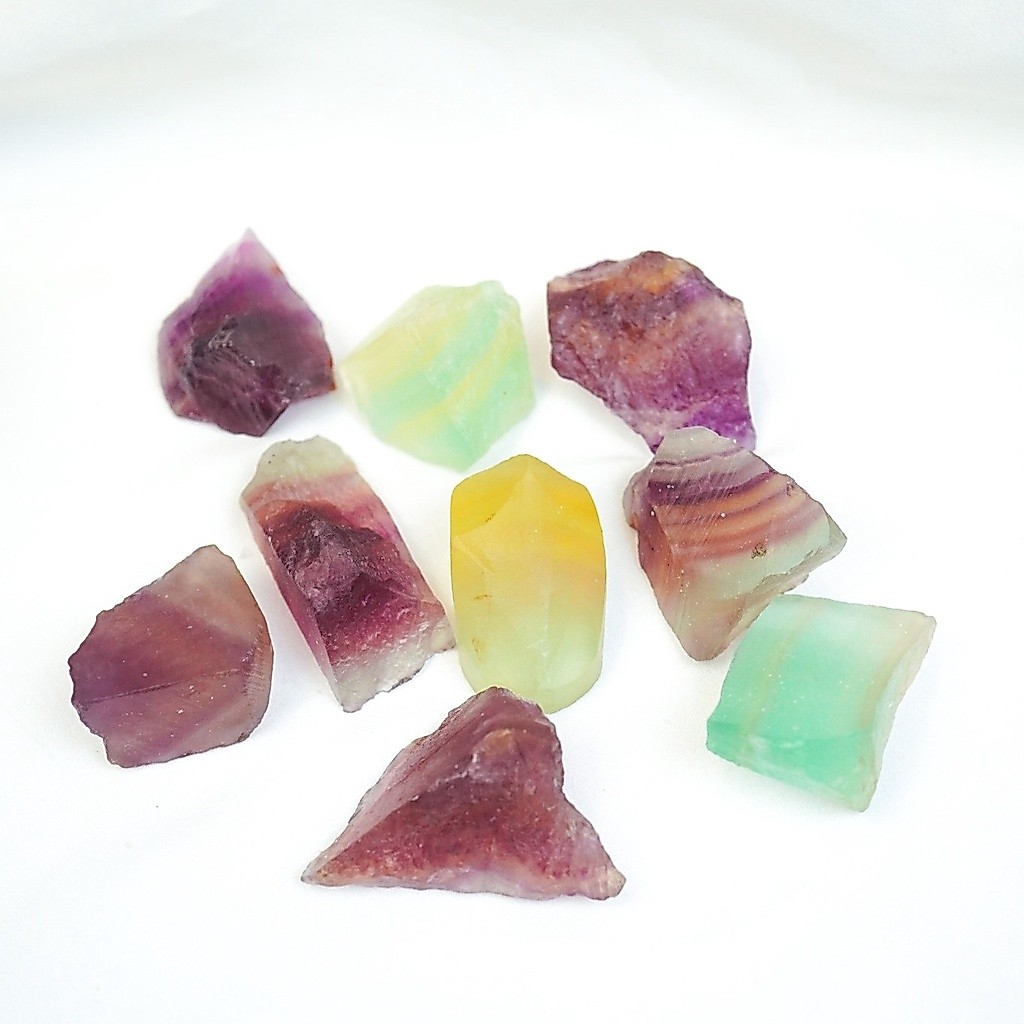 RAINBOW FLUORITE - ĐÁ THÔ
