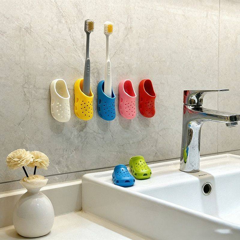 Toothbrush Placement Device Slippers Toothbrush Holder Bathroom Punch-Free Cartoon Cute Internet Cel