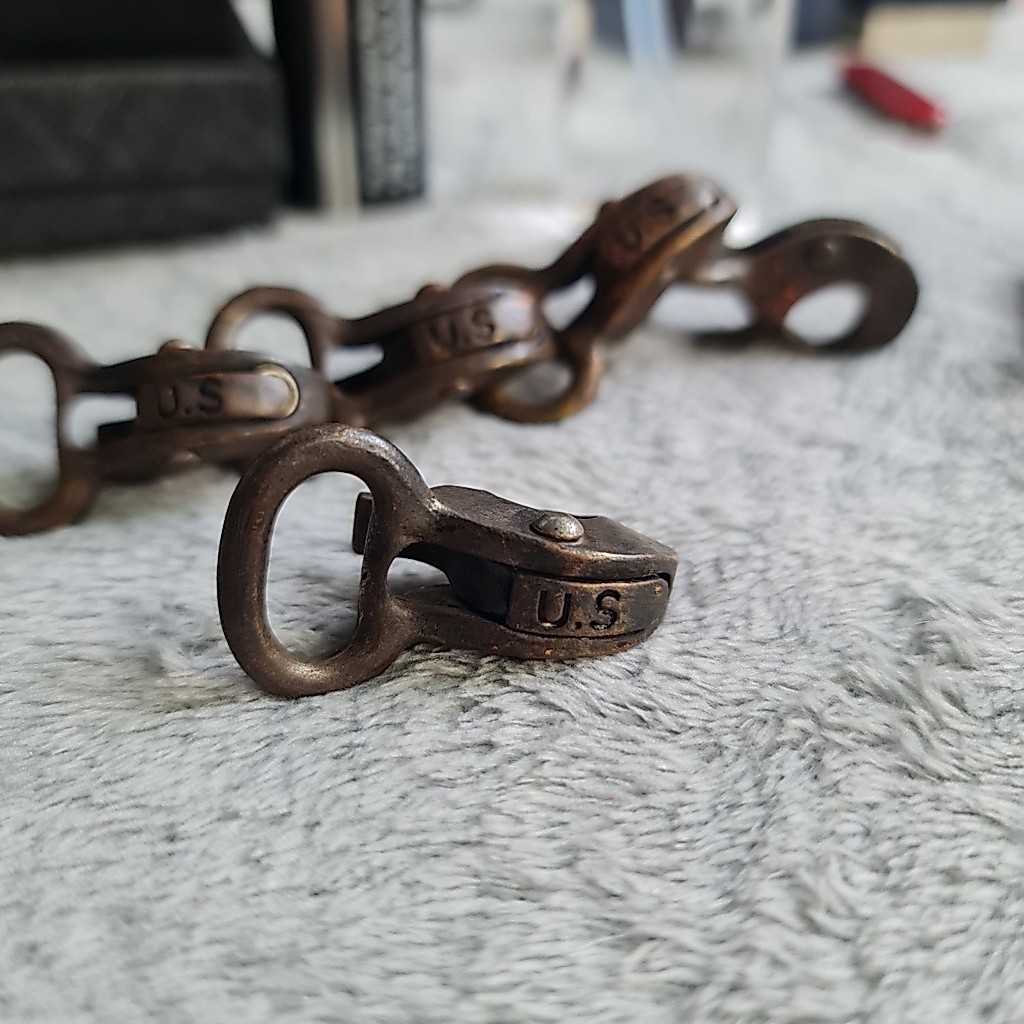 Móc sò chuẩn Mỹ xưa bằng đồng