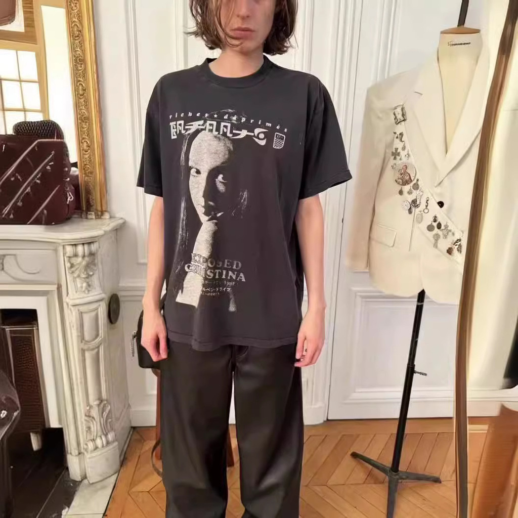 000X erd The Melancholy Rich Second Generation24ss Woman looks like Fanfan, revealing Christina prin