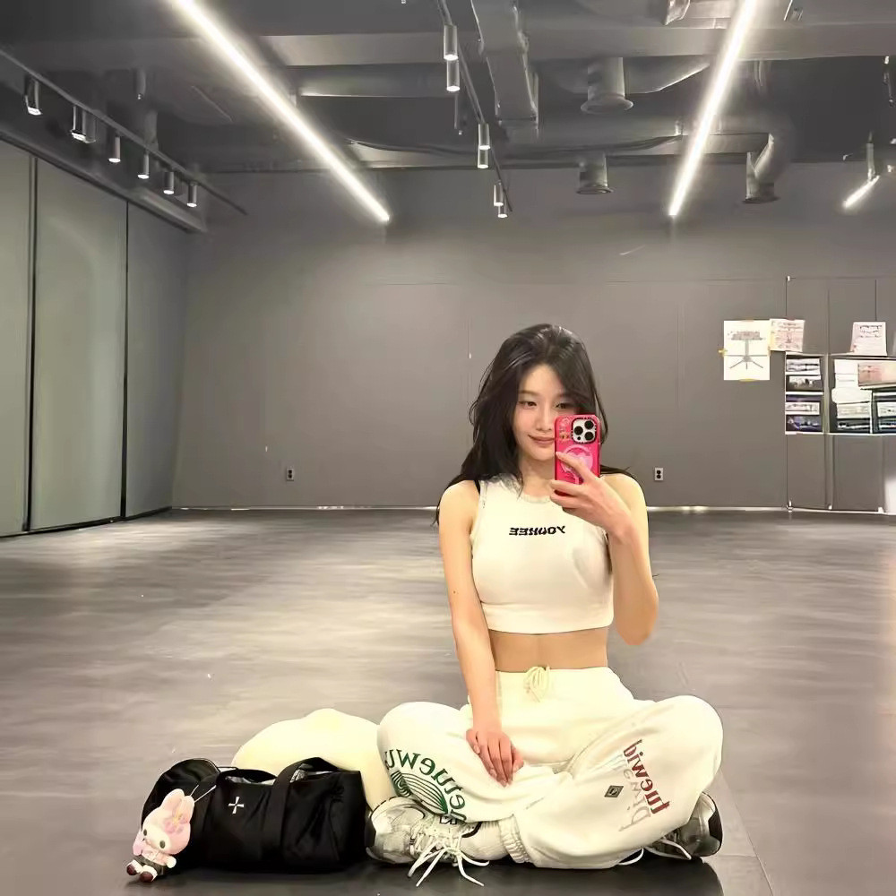 KSFH Spot Goods JOY Park Soo Young's style YOUHEE Lace Trim Short Tank Top Sexy Slim Fit Sleeveless 