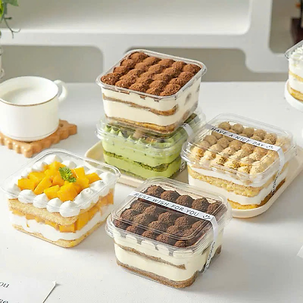 Hộp nhựa Vuông JLH10-6 400ml đựng bánh Mousse, Tiramisu, Cheesecake,…