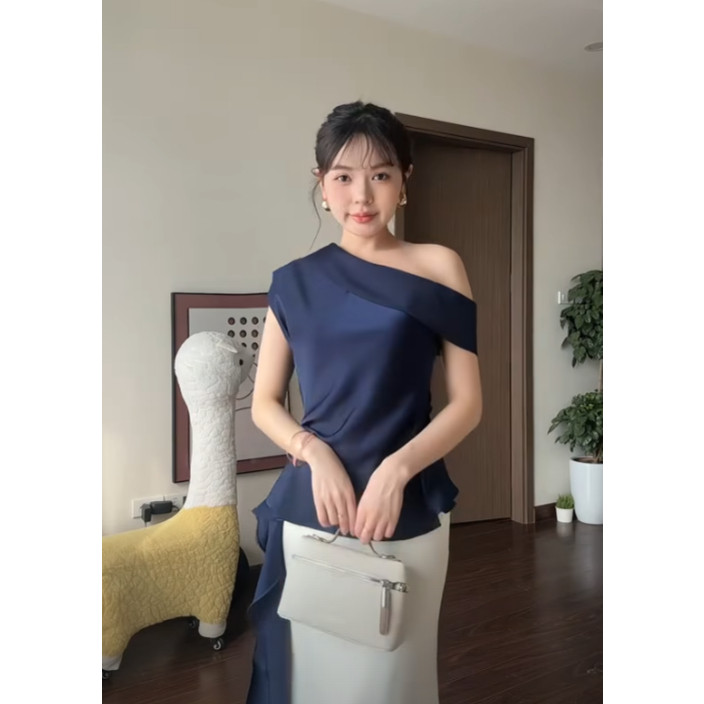 Áo Kiểu Lụa Nữ Thanh Lịch NV778 Áo Lệch Vai Nữ Đẹp Sang Trọng Thời Trang Cao Cấp Dễ Phối Đồ | BigBuy360 - bigbuy360.vn