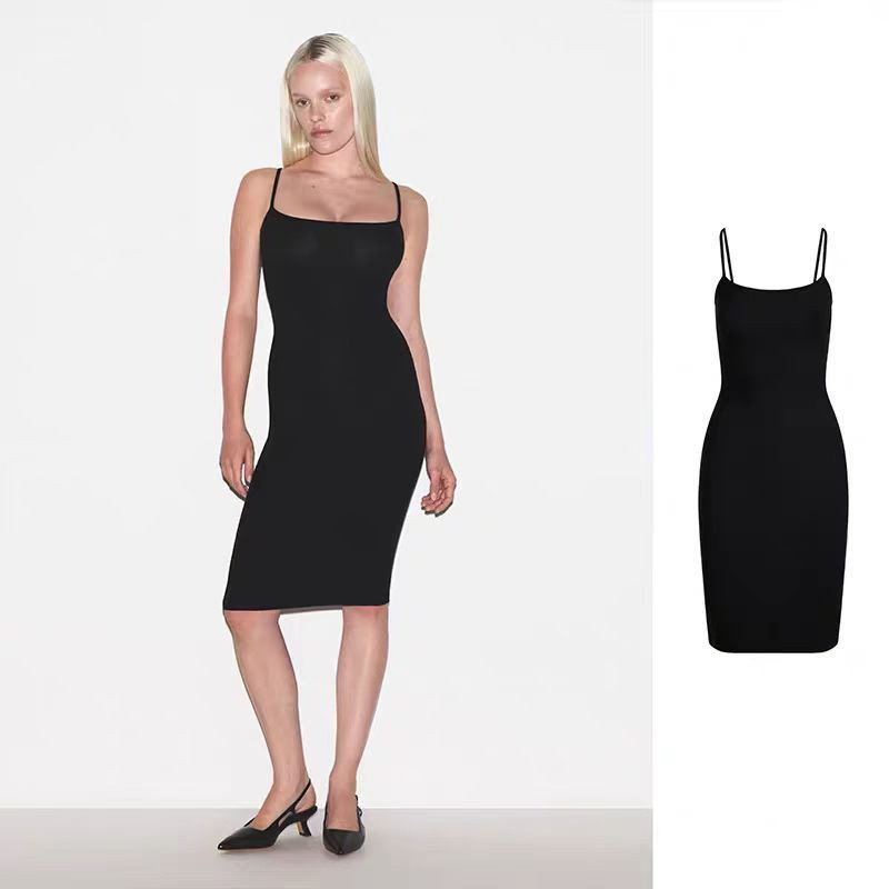 skims Shapewear Kardashian-style dress, sexy bodycon dress, slimming slip dress
