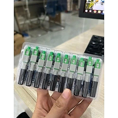 10 Đầu nối quang Fast Connector SC/APC mẫu FPT giá chưa vat.