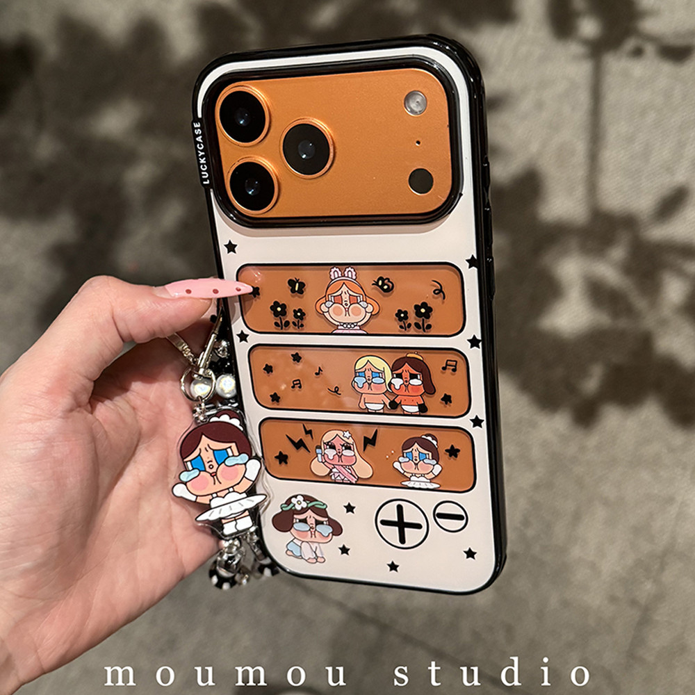 Ốp Lưng Iphone Cao Cấp IMD Cứng Iphone 17 Pro Max Phim Hoạt Hình Hàn Quốc Crybaby Dây Đeo Tay Vòng Tay Iphone 14 Pro Max Vỏ Bảo Vệ Camera Cho IPhone 17 16 15 14 13 Pro Max