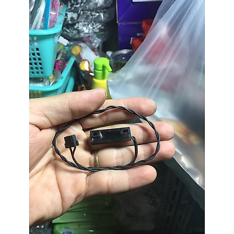 cảm biến từ máy nước nóng