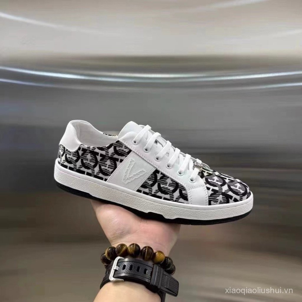25Casual Fashion Men's Shoes Trendy Brand New Breathable Casual Shoes Men's Versatile Trendy Shoes