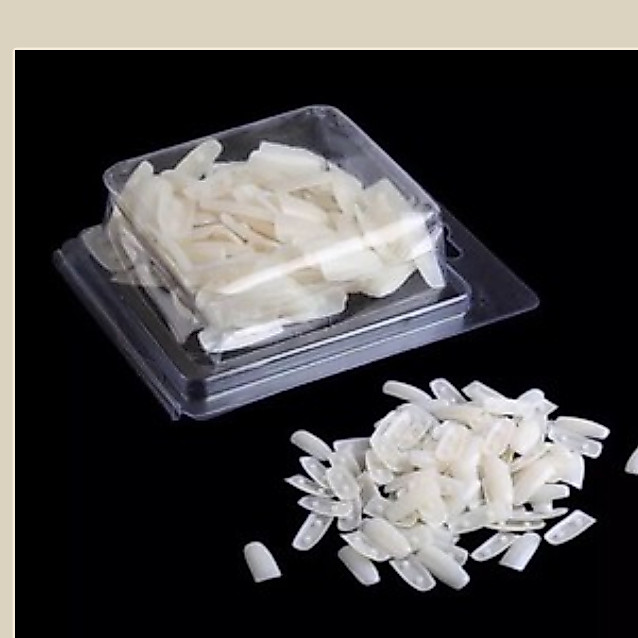 móng giả có chân 40c/20k
