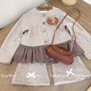  S35 - Set áo cardigan cúc gỗ phối bèo chấm bi và quần legging cho bé gái 