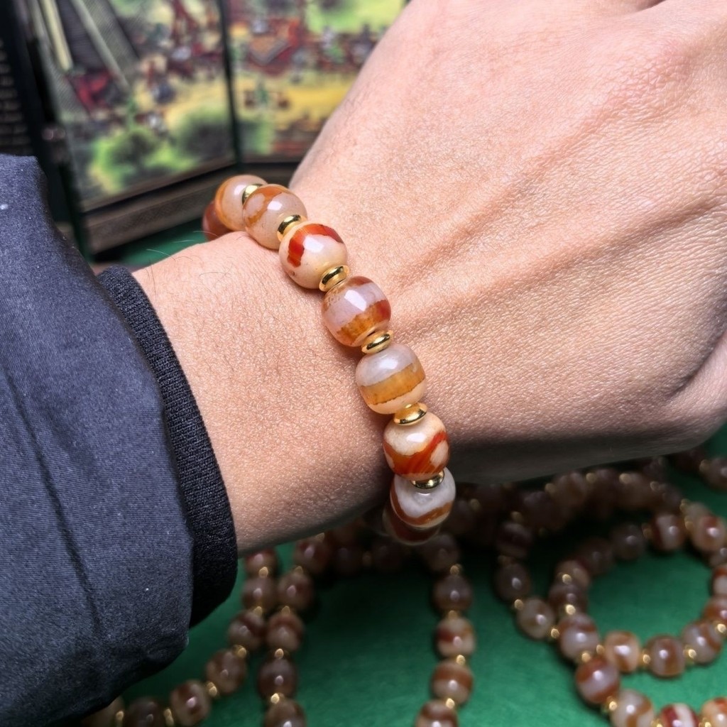 Đỏ Cinnabar Đỏ Dzi Hạt Hạt Cũ Kích Thước Thẻ 10 x 11 Trái Phải Tây Tạng Dzi Hạt Vòng Tay