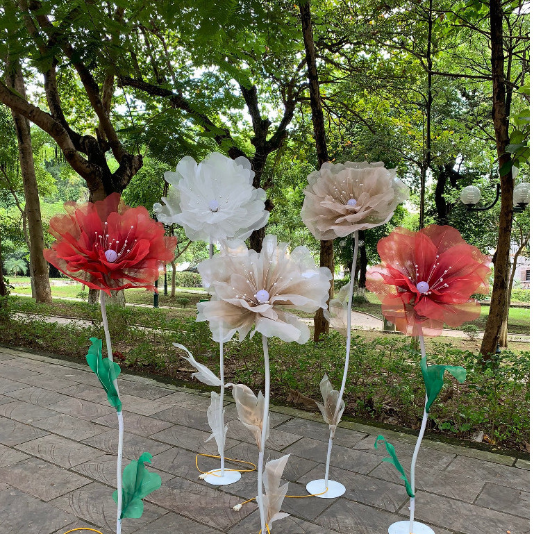pkdecor Cây hoa vải voan khổng lồ 1m5 1m7 Decor studio, trang trí tiệc cưới, decor nhà đẹp...  ngalu