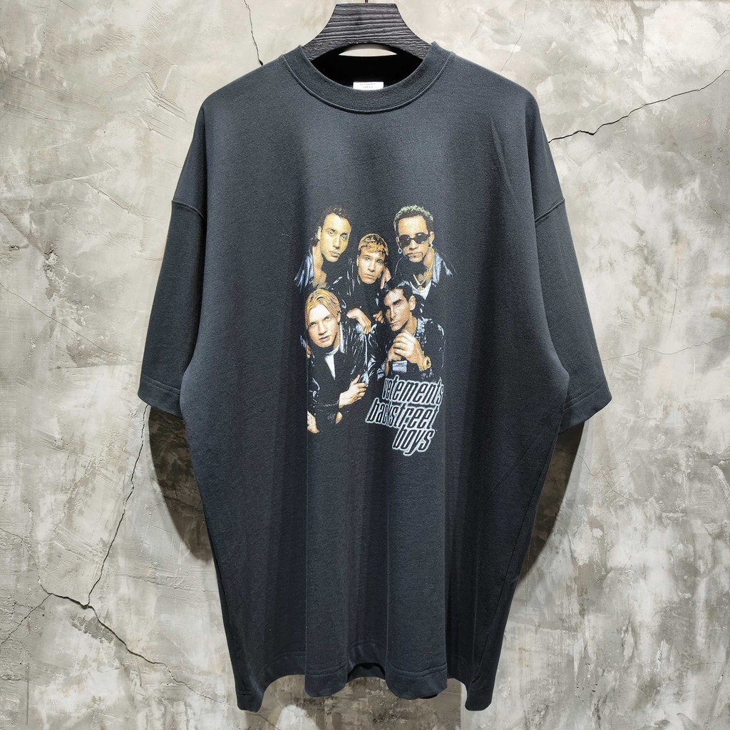 Áo thun VETEMENTS Back Street Boys