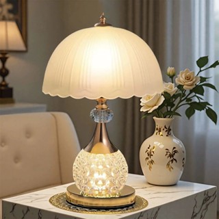 Đèn bàn pha lê sang trọng nhẹ, đèn ngủ hiện đại châu Âu, đèn trang trí phòng ngủ