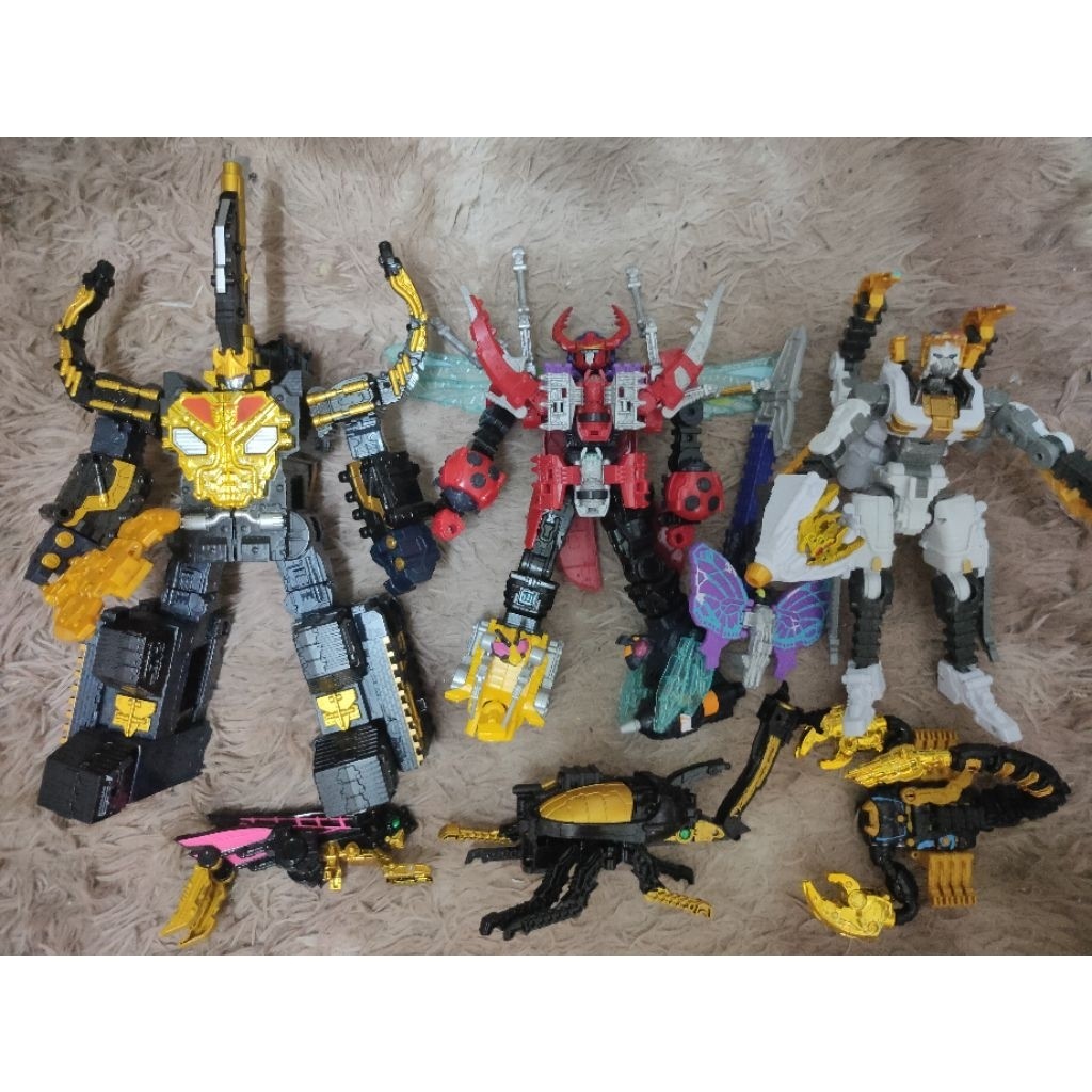( Đặt trước ) DX KingOhGer Tarantula Knight - Ohsama Sentai King-ohger Robot mô hình