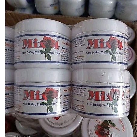 Kem mix 4 bông hồng