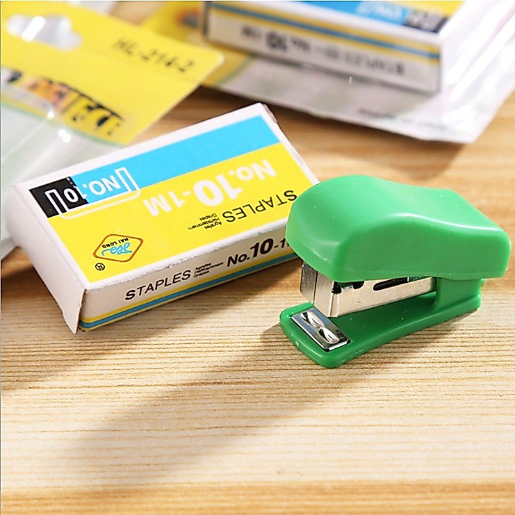 Máy dập ghim mini 4*1,7*2,8cm (ghim 3-5 tờ)