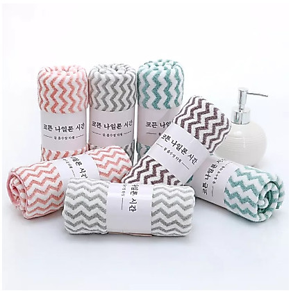 Khăn mặt cao cấp kích thước 30x50cm (Màu ngẫu nhiên - khăn kẻ ngang)