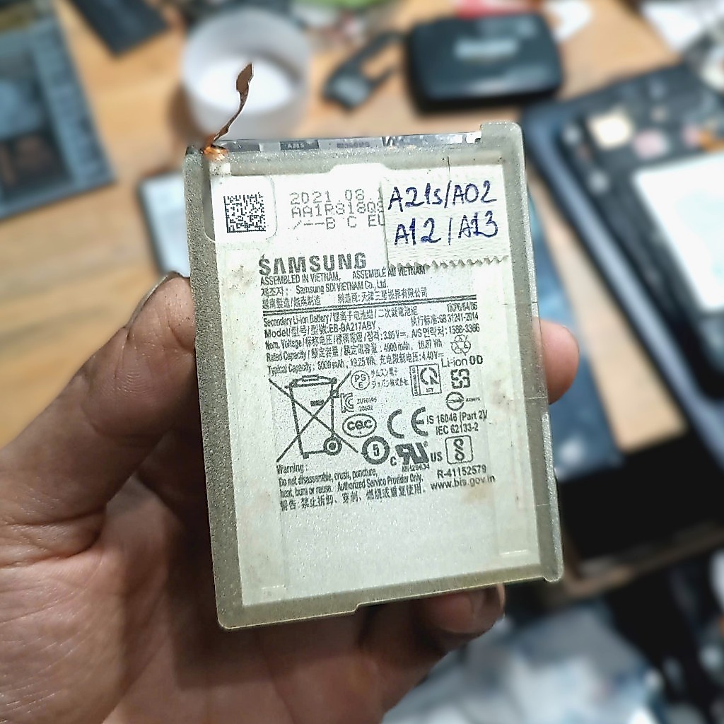 Pin Samsung A12 / A21s / A02 / A13 ( EB-BA217ABY -5000 mAh ) zin cũ bóc máy,bao sống hoạt động tốt