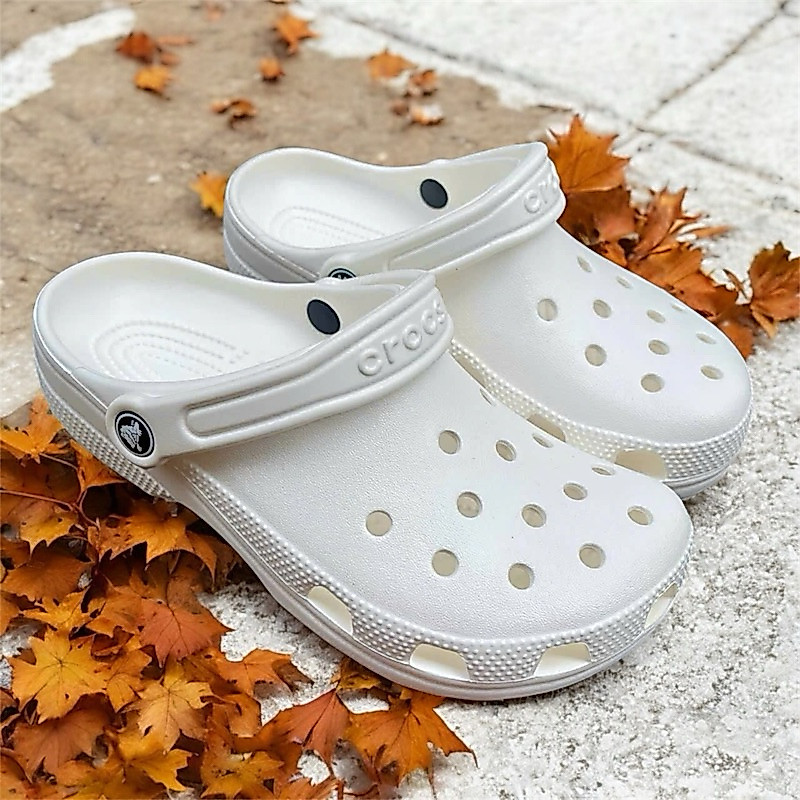 [Hàng nguyên chính hãng] Dép crocs trắng kiểu basic clog, màu xinh cân mọi outfit, form rộng nên lùi