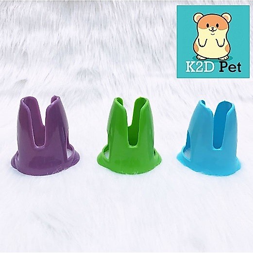 Đế bình nước nhựa Hamster 2in1