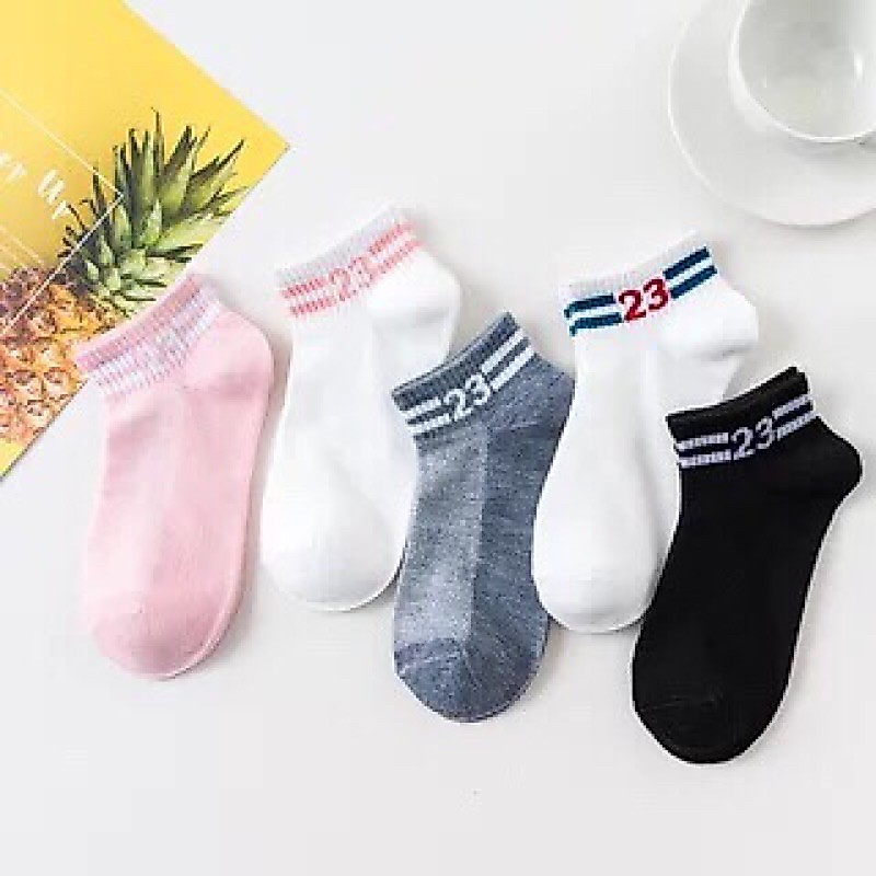 Tất nữ màu sắc đáng yêu