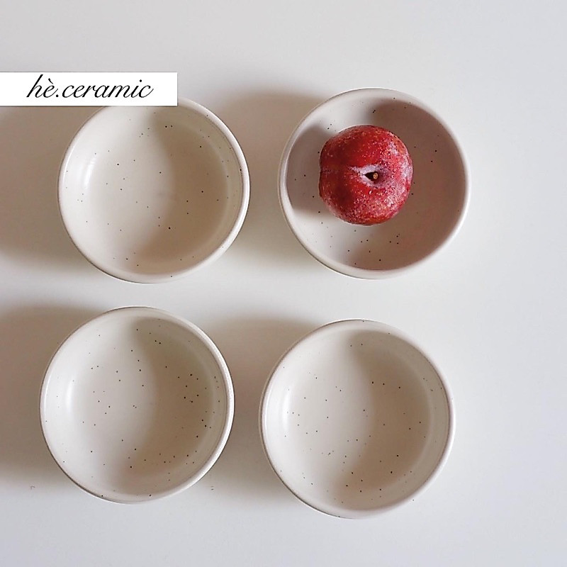 HÈ.CERAMIC / CHÉN CHẤM MEN TIÊU DOTY MEN MỜ MÀU BE. Chén chấm đơn giản mộc mạc.