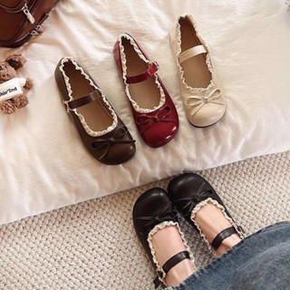 Giày Búp Bê Nữ Đế Bệt Đính Nơ Mix Viền Ren Tiểu Thư Phong Cách Hàn Quốc LuxyShoes LX202