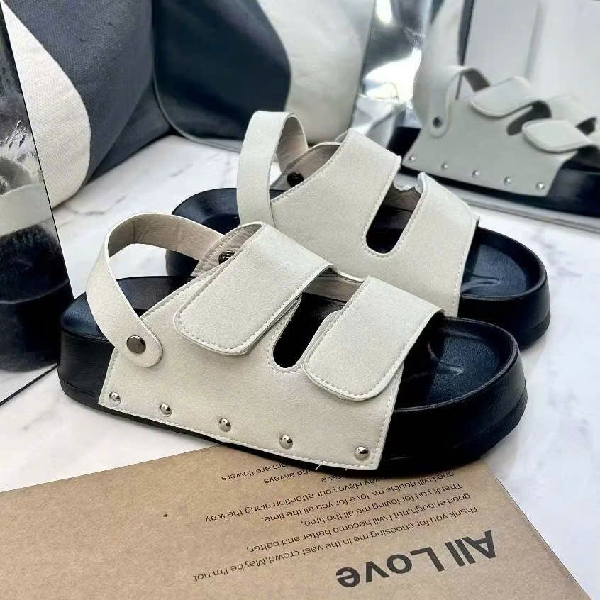 Sandal Nữ Đinh Tán Cực Chất Dép Quai Hậu Quai Dán Học Sinh, Đi Chơi, Đi Học