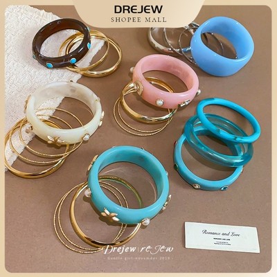 DREJEW Fresh Ocean Multi Piece Lắc Tay Bộ Nhựa Bóng Rộng Vòng Tay Kim Loại Mỏng Kỳ Nghỉ Thanh Lịch Ngoài Trời Phù Hợp Với Đồ Trang Trí Cổ Tay