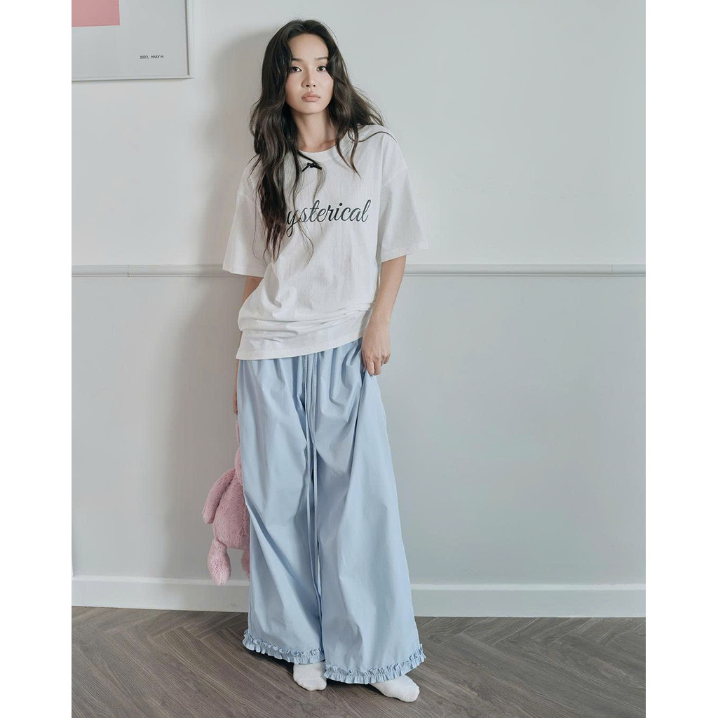 Set áo thun tay ngắn và quần dài lai bèo CEE STUDIO