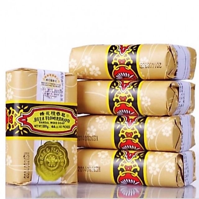 2 cục xà phòng trầm ( xà bông con ong)