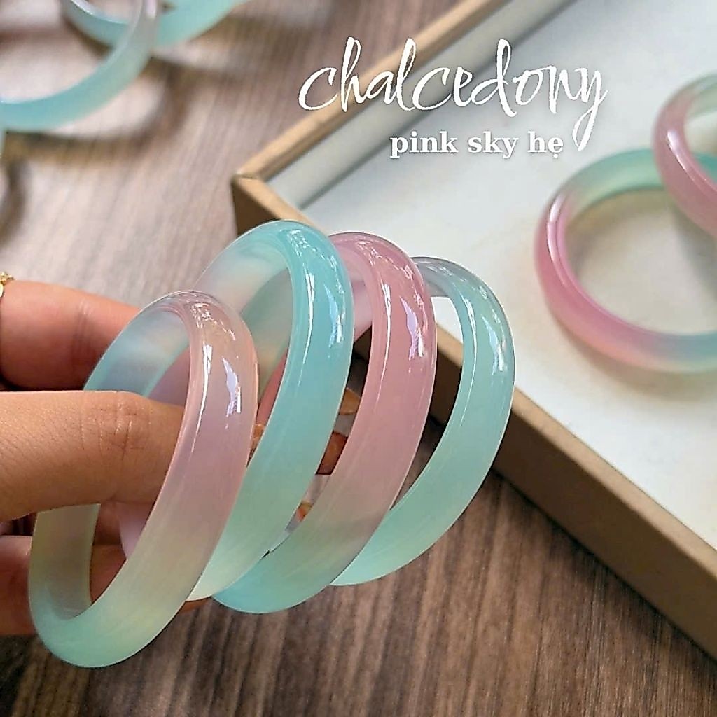 Vòng tay chalcedony xanh hồng bản hẹ bóng đẹp ni 49 đến 54