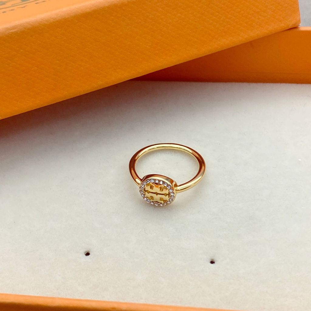 EJ6I New stylish and elegant metal ring with a simple design gold fashionable women's ring7
