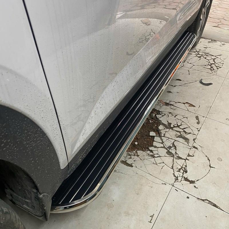 Bậc, bệ bước chân xe Hyundai Creta 2022-2025 mẫu Macan nhôm đúc định hình nguyên khối