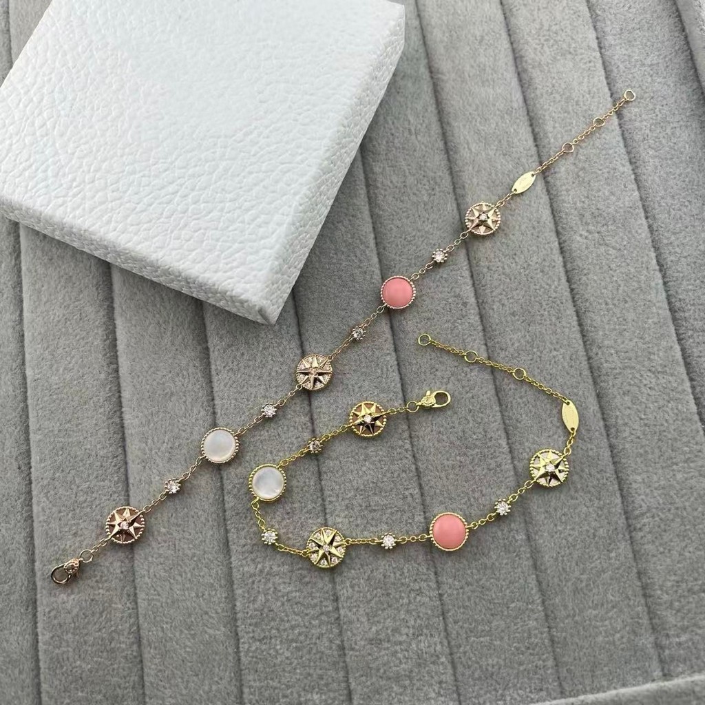 V Golden Lucky Eight-Pointed Star Bracelet Double-sided white mother-of-pearl design, elegant style 