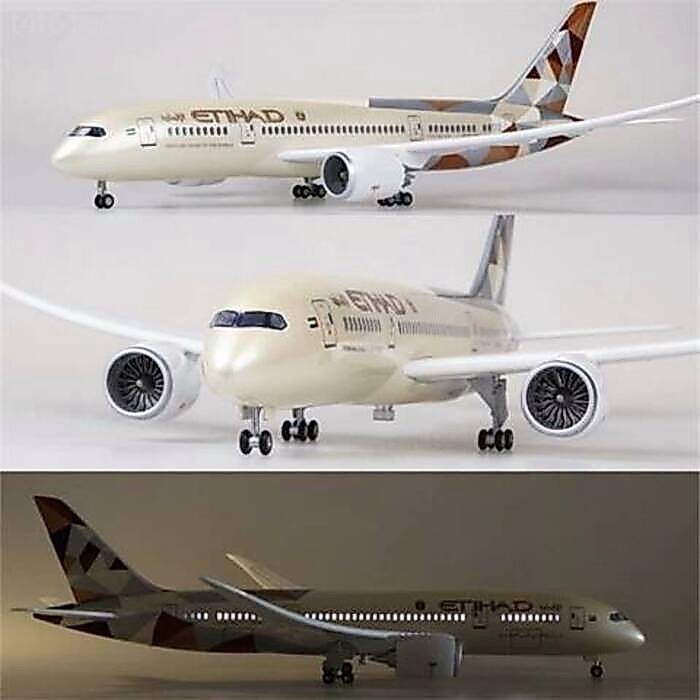 [Ảnh thật/Video] Mô hình Airbus A380 của hãng hàng không Etihad Airways mô phỏng máy bay chở khách