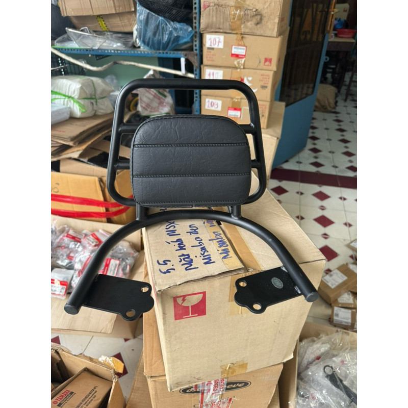 Cản xe scoopy - kèm nệm tựa lưng - scoopy2022-2025 _B _0110