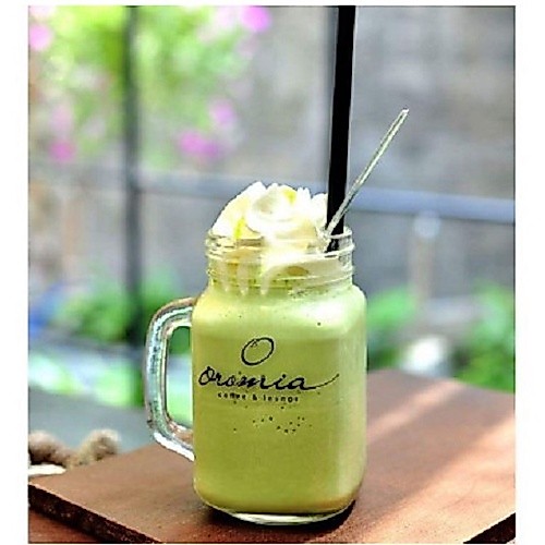 [HÀNG CAO CẤP] LY QUAI NẮP CÓ LỖ CẮM ÓNG HÚT - 480ML