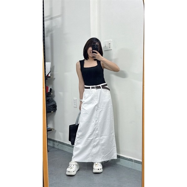 Chân váy chữ A trắng 8seconds