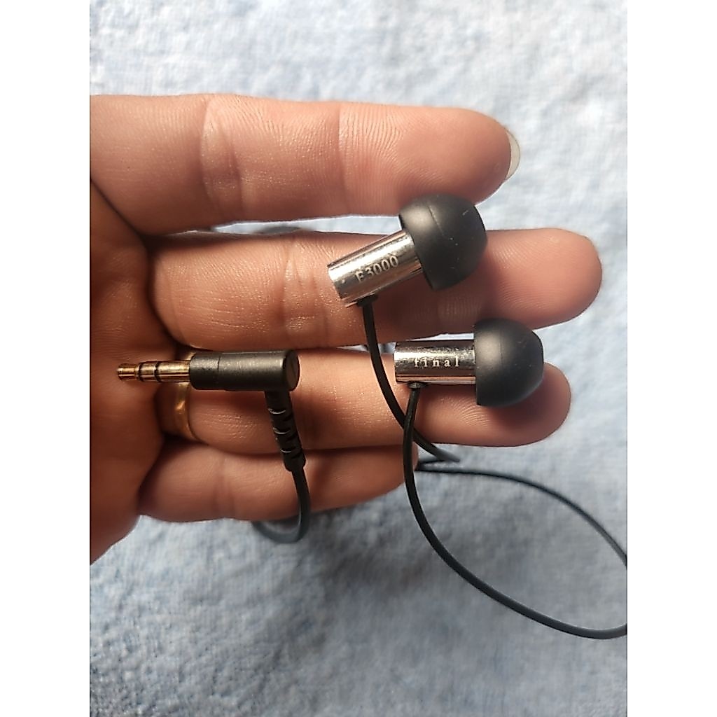 Tai nghe FINAL E500/E1000/E2000C/E3000 jack 3.5, âm thanh đỉnh cao,tai nghe nhỏ nhắn chất lượng