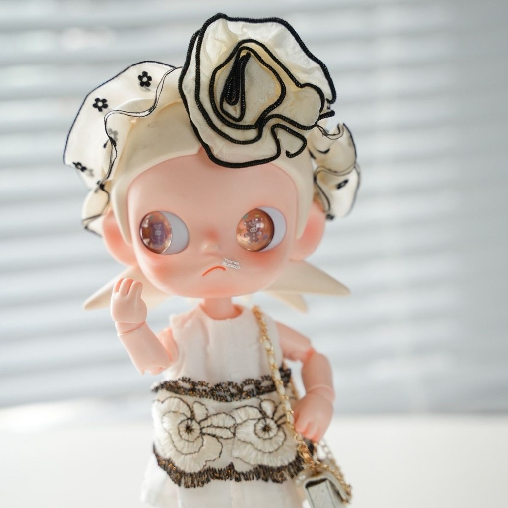 One-eighth zsiga Gazi Sister Dress Heading forward Gingerbread Man Six point Sister Dress Thế hệ thứ