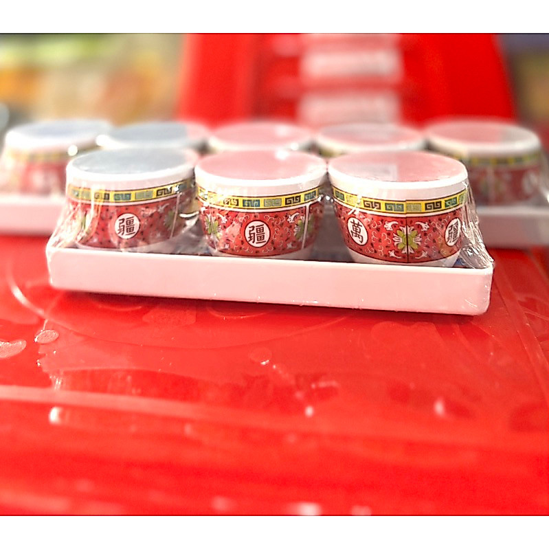 Bộ chung cúng nước nhựa cứng (mica) màu trắng