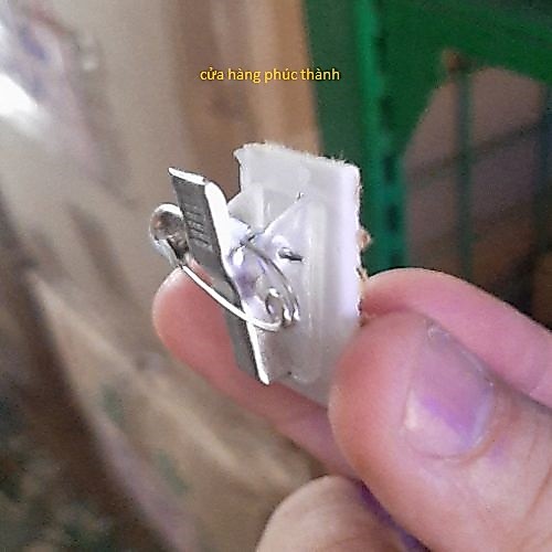 kẹp áo tang trắng 2cm