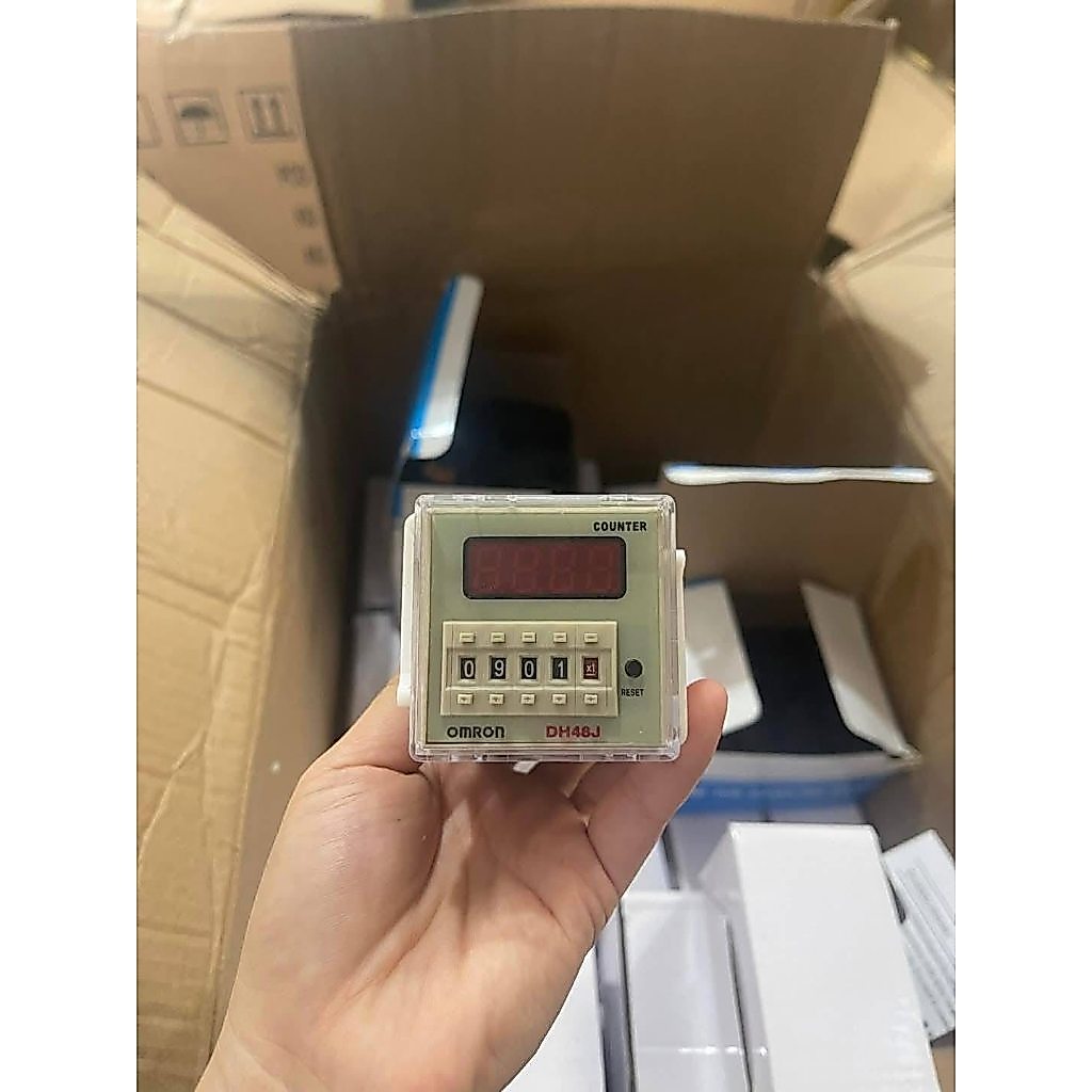 Bộ đếm couter DH48J-8A DH48J-11A 220V ( kèm đế )