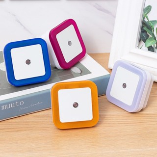 Đèn ngủ cảm ứng thông minh tự động bật tắt, Đèn cảm ứng ánh sáng cao cấp